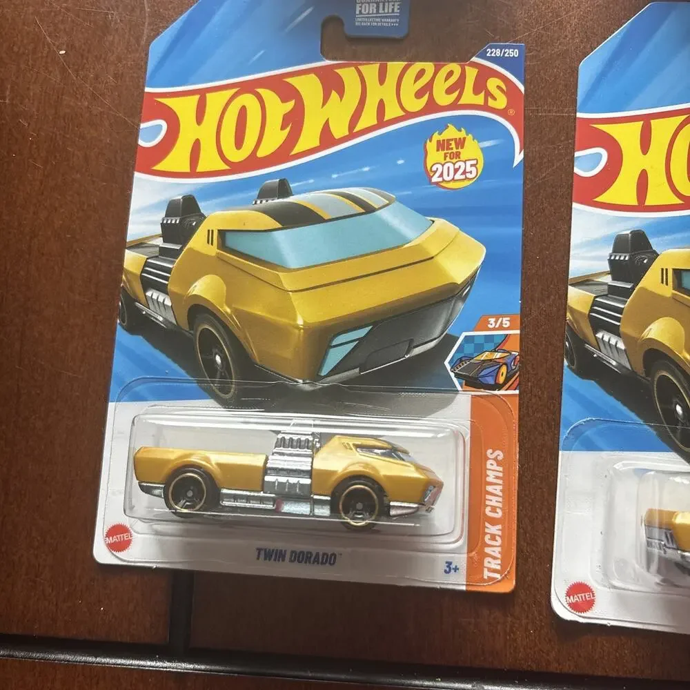New Hot Wheels 2025 Twin Dorado Chrome Engine lot of 4 Track Champs 228/250